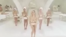 Jouer Chaud chaud Trentenaire kim