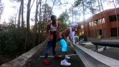 Reproducir Jayyson Vorhees y Atl Tayh en 2 yardas de Dick