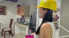 تشغيل العميل الأول للمهندس الصاعد يمنحها رحلة تقريبية. الجزء 1