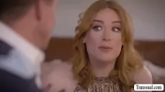 Oynat Shemale Stepis ve Stepbro Anal Oyunu: Sıcak T-Girl karşılaşması