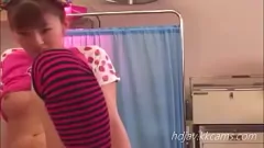 تشغيل المشاغب خطوة الأخت تحصل مارس الجنس من الصعب من قبل أخيها غير الشقيق في مشهد المحرمات الأسرة المحظورة