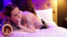 Jouer Tatuaggi e una cera frontale di sperma (nobildonna lazzaro)