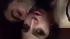 Reproducir اجمل فلم رومانسية عربي بوس ومص ولحس لا يفوتكم