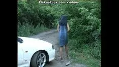 Afspelen Hete brunette in seks buiten video-opname