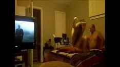 تشغيل يرى الشباب استغل من قبل عميل قديم