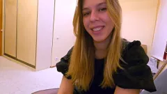 Odtwórz Przybrana ciocia nie może się oprzeć dużemu kutasowi swojego siostrzeńca!